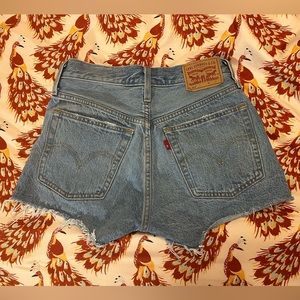 Levi’s 501 Cut-Off High Rise Shorts